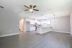 2155 Paloma St, Navarre, FL 32566 - Photo 1