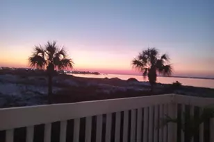 1440 Paradise Point Dr, Navarre, FL 32566 - Photo 1