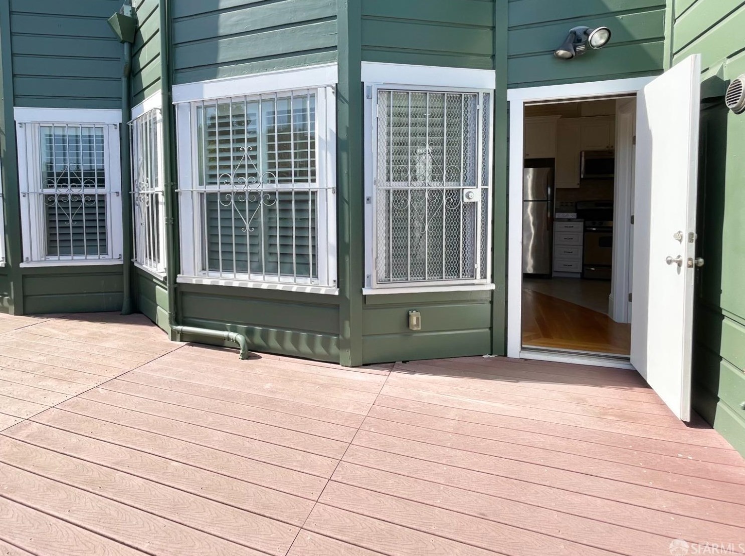 612 Clayton St, San Francisco CA  94117-2927 exterior
