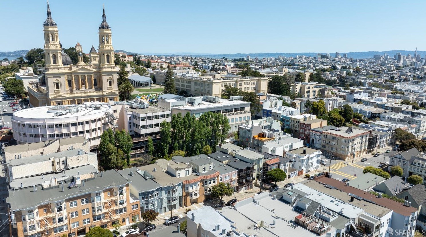 2144 Grove St, San Francisco CA  94117-1025 exterior