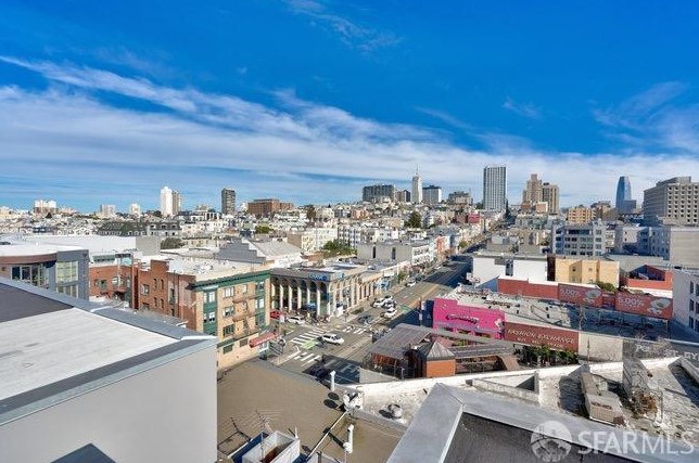 1635 California St, San Francisco CA  94109-4660 exterior