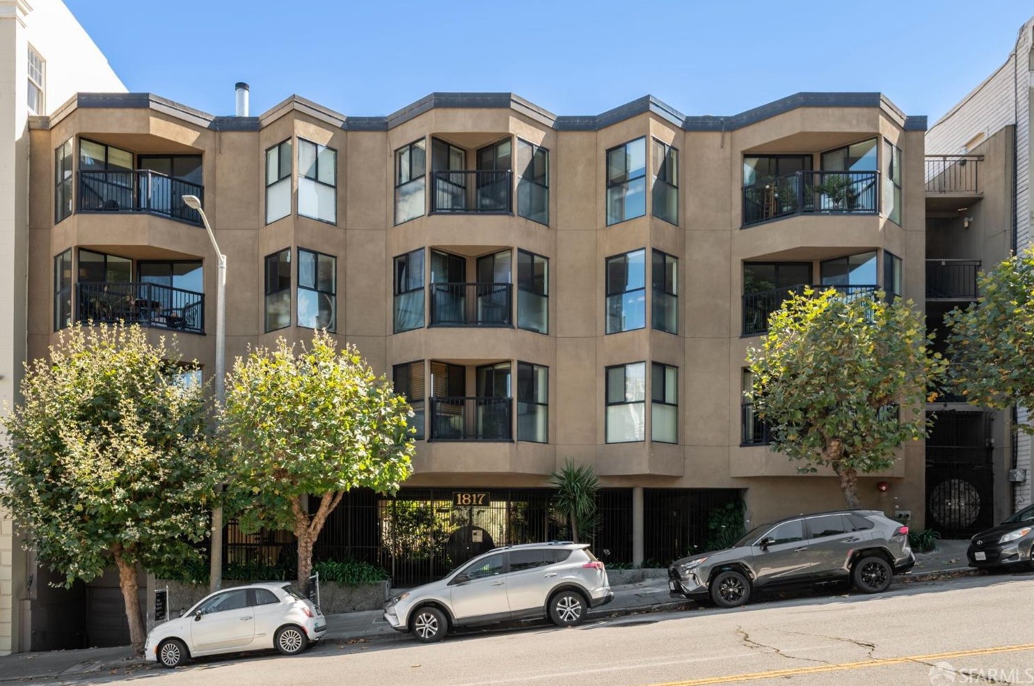 1817 California St, San Francisco CA  94109-4567 exterior