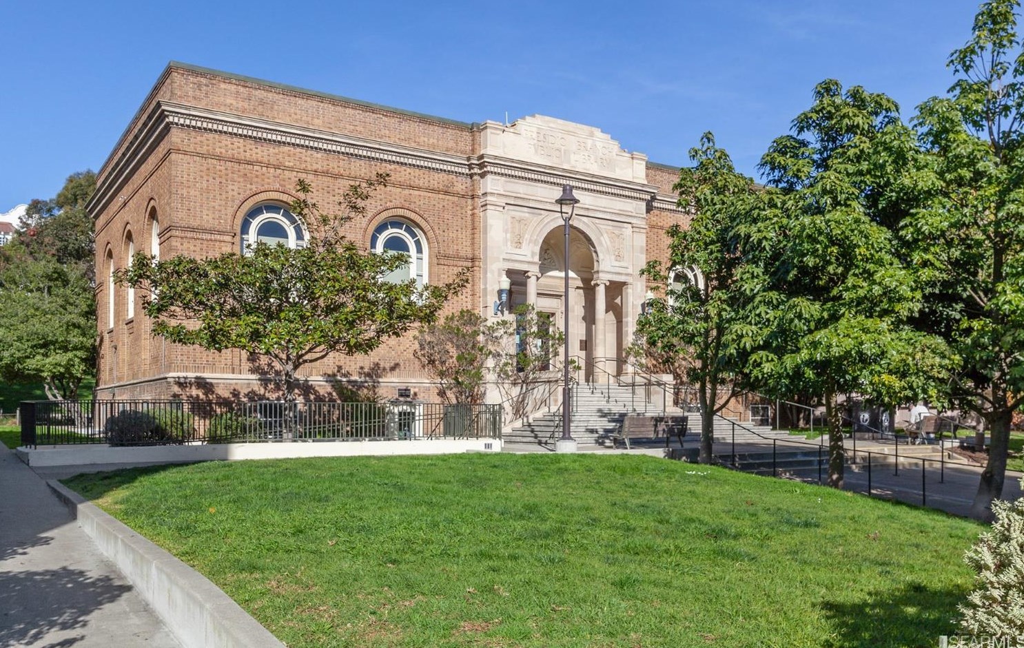 3157 Sacramento St, San Francisco CA  94115-2005 exterior
