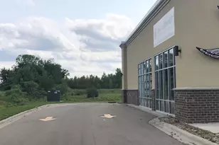 N4531 State Highway 22 #Middle Space, Shawano, WI 54166 - Photo 5