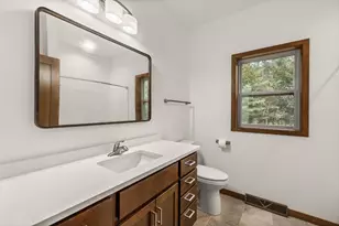 1403 Skyline Dr, Stevens Point, WI 54482 - Photo 35