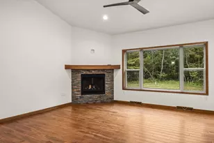 1403 Skyline Dr, Stevens Point, WI 54482 - Photo 11