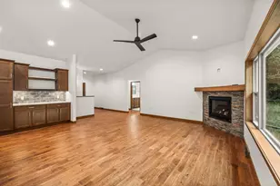 1403 Skyline Dr, Stevens Point, WI 54482 - Photo 11