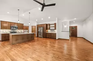 1403 Skyline Dr, Stevens Point, WI 54482 - Photo 13