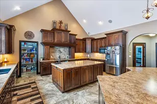 9073 Richfield Dr, Marshfield, WI 54449 - Photo 15