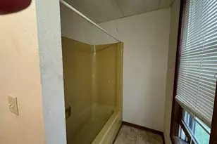 402 N Genesee St, Merrill, WI 54452 - Photo 9