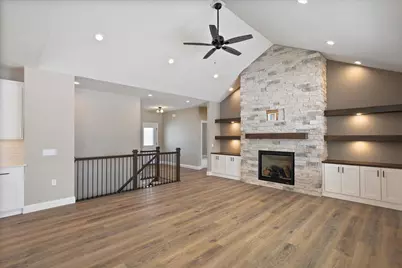 118105 Betty Drive, Stratford, WI 54484 - Photo 9