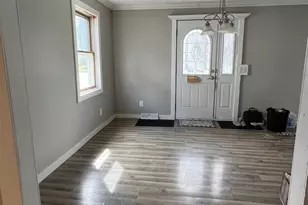 314 N Division St, Loyal, WI 54446 - Photo 9