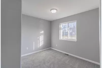 220 Leonard Street, Stevens Point, WI 54482 - Photo 15