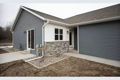910-920 Green Pastures Trail, Plover, WI 54467 - Photo 5