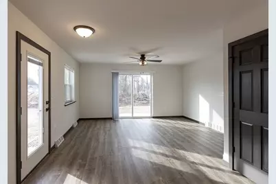 910-920 Green Pastures Trail, Plover, WI 54467 - Photo 9