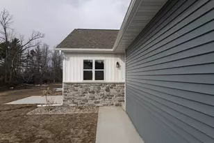 910-920 Green Pastures Trail, Plover, WI 54467 - Photo 3