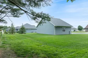 1415 E 20th St, Marshfield, WI 54449 - Photo 33