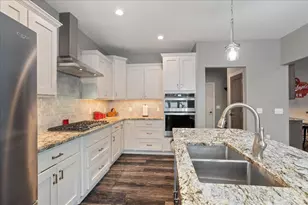 1415 E 20th St, Marshfield, WI 54449 - Photo 11