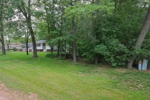 2410 Springville Dr, Plover, WI 54467 - Photo 53