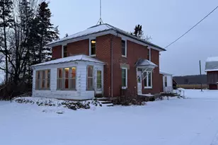 E1384 Wolf River Rd, Iola, WI 54945 - Photo 5