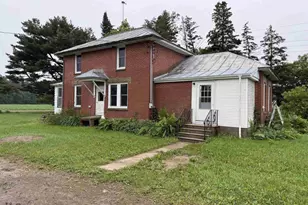 E1384 Wolf River Rd, Iola, WI 54945 - Photo 13