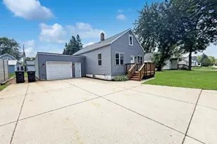 203 W Mill St, Spencer, WI 54479 - Photo 3