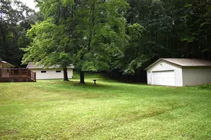 927 S Oakwood St, Hancock, WI 54943 - Photo 25