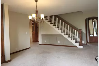 2909 W Mann Street, Marshfield, WI 54449 - Photo 5