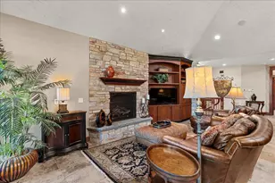 1832 Pheasant Run Dr, Marshfield, WI 54449 - Photo 11