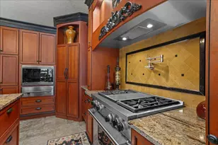 1832 Pheasant Run Dr, Marshfield, WI 54449 - Photo 15