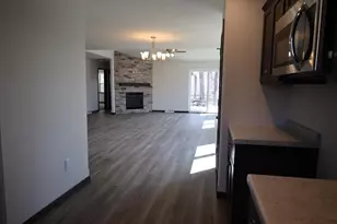 950 Morning Star Ln, Plover, WI 54467 - Photo 9