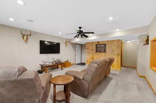 801 Hemlock St, Marathon, WI 54448 - Photo 19