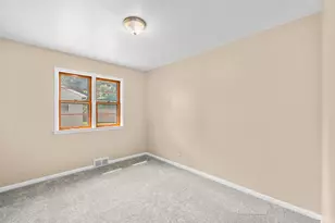 2117 Sherman St, Wausau, WI 54401 - Photo 19