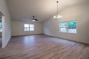 704 Thornapple St, Marathon, WI 54448 - Photo 15