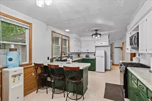 718 S Drake Ave, Marshfield, WI 54449 - Photo 5