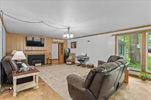 718 S Drake Ave, Marshfield, WI 54449 - Photo 11