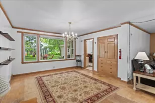 718 S Drake Ave, Marshfield, WI 54449 - Photo 9