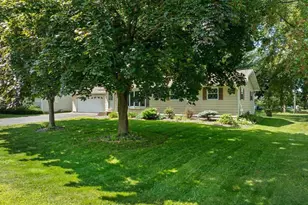 2706 S Maywood Ave, Marshfield, WI 54449 - Photo 3