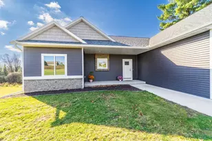 230912 Clover Creek Rd, Wausau, WI 54403 - Photo 3