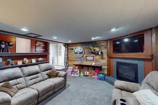 406 N 3rd St, Colby, WI 54421 - Photo 17