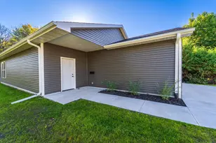 217 Second St, Stevens Point, WI 54481 - Photo 3