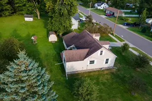 405 E Pine St, Medford, WI 54451 - Photo 5