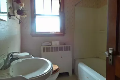 112 N 2nd Street, Abbotsford, WI 54405 - Photo 9