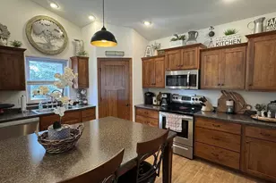 2260 Sisken Ln, Kronenwetter, WI 54455 - Photo 11