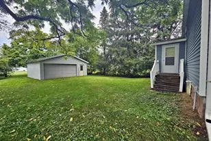 717 E Blodgett St, Marshfield, WI 54449 - Photo 15