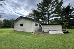 563 Cameron St, Fenwood, WI 54426 - Photo 7