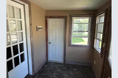 202 W 10th Street, Neillsville, WI 54456 - Photo 11