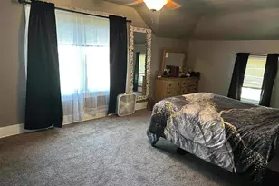 202 W 10th St, Neillsville, WI 54456 - Photo 25