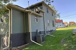 202 W 10th St, Neillsville, WI 54456 - Photo 5