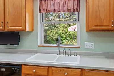 7199 Mill Avenue, Wisconsin Rapids, WI 54494 - Photo 5